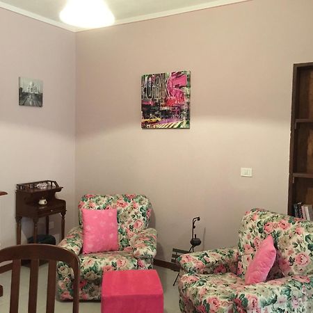 Aparthotel Il Porto Tuoro sul Trasimeno Zimmer foto