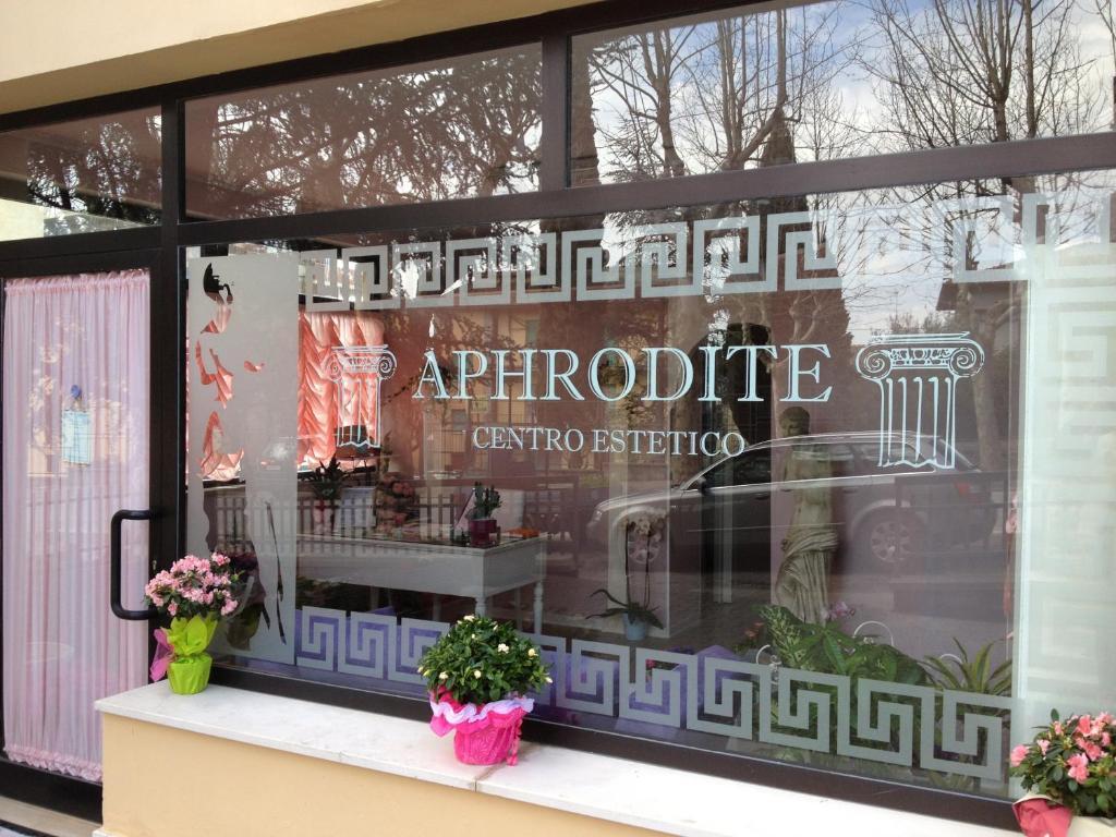 Aparthotel Il Porto Tuoro sul Trasimeno Exterior foto