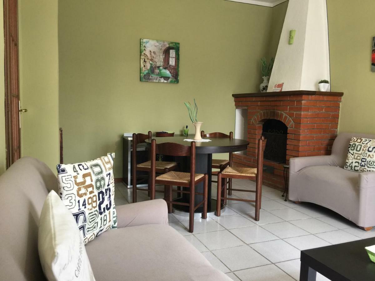 Aparthotel Il Porto Tuoro sul Trasimeno Exterior foto