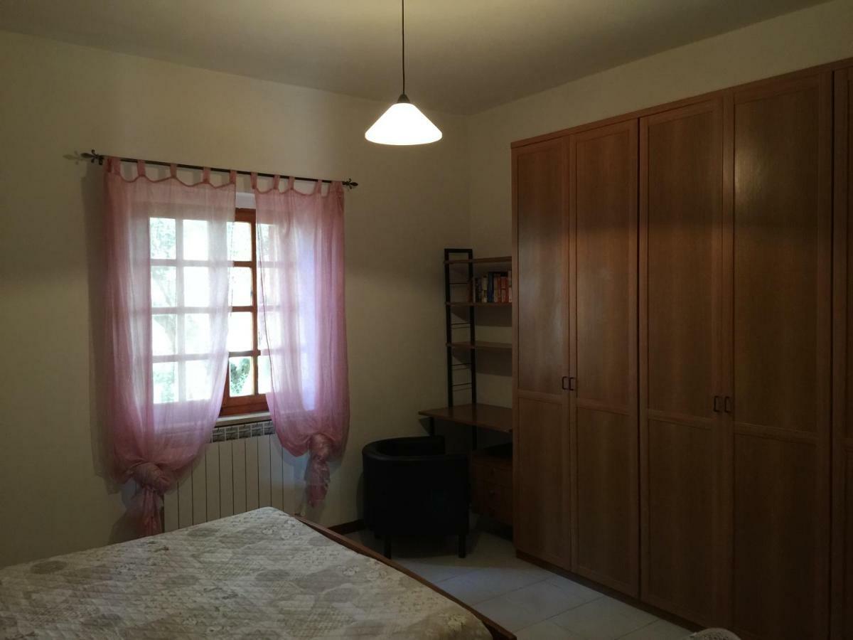 Aparthotel Il Porto Tuoro sul Trasimeno Exterior foto